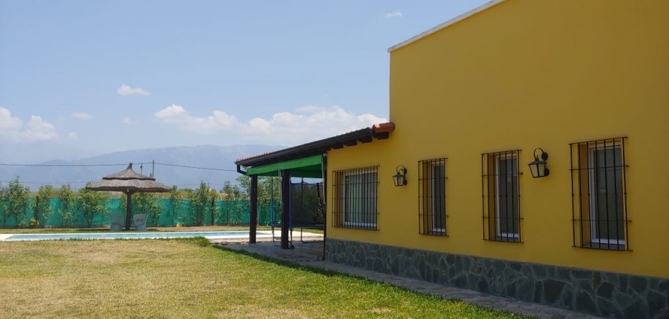 Hermosa casa en el Mollar II