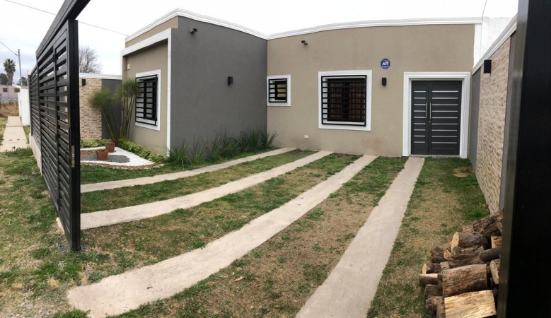 Hermosa casa remodelada