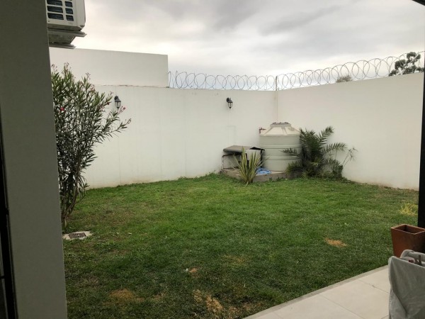 Hermosa casa remodelada