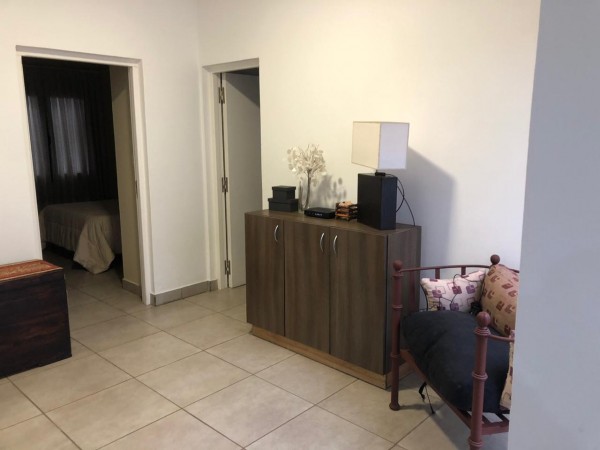 Hermosa casa remodelada