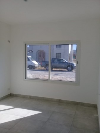 Hermosa casa 3 dormitorios en La Trinidad - San Lorenzo Chico