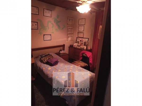 Oportunidad Casa en Venta en Barrio El Tribuno