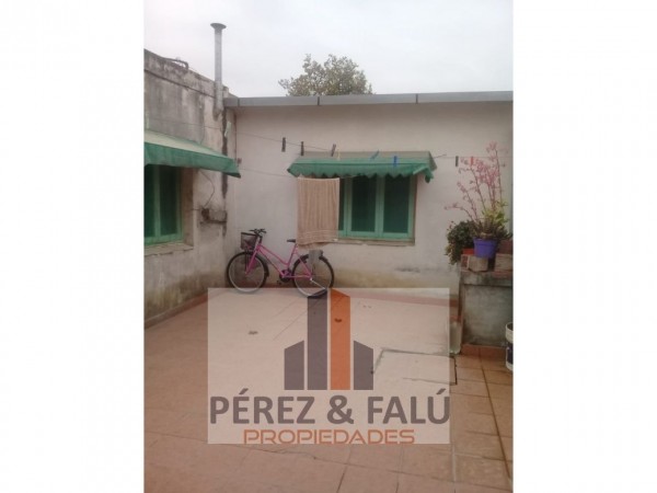 Oportunidad Casa en Venta en Barrio El Tribuno