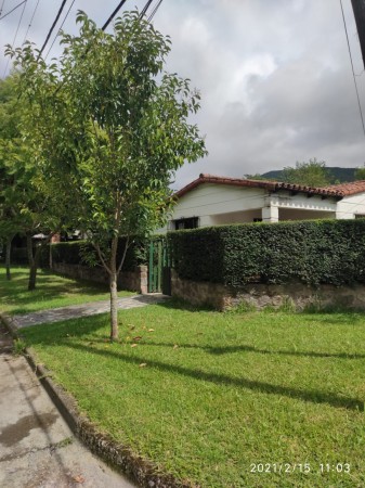 Casa de tres dormitorios en Campo Quijano