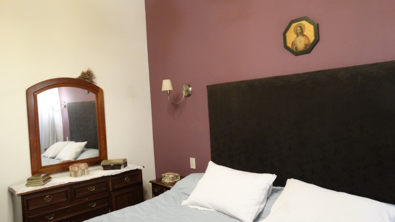 EN VENTA! CAMINO A CERRILLOS - CASA EN BARRIO PRIVADO LOS OLMOS, 2 TERRENOS JUNTOS! A 10 MINUTOS DEL CENTRO.