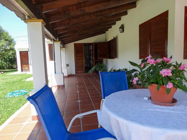 EN VENTA! CAMINO A CERRILLOS - CASA EN BARRIO PRIVADO LOS OLMOS, 2 TERRENOS JUNTOS! A 10 MINUTOS DEL CENTRO.