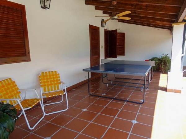 EN VENTA! CAMINO A CERRILLOS - CASA EN BARRIO PRIVADO LOS OLMOS, 2 TERRENOS JUNTOS! A 10 MINUTOS DEL CENTRO.