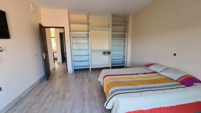 CASA EN ALQUILER - BARRIO CERRADO LOS OLMOS (Camino a Cerrillos)