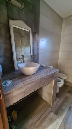 CASA EN ALQUILER - BARRIO CERRADO LOS OLMOS (Camino a Cerrillos)