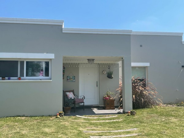 Hermosa casa en El Prado Eco Village