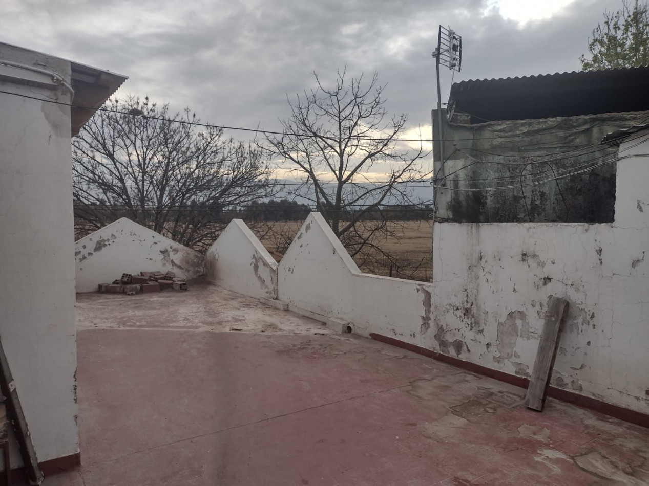 EN VENTA! CASA CON  2 TALLERES EN B° EL TRIBUNO - IDEAL P/ PYMES !