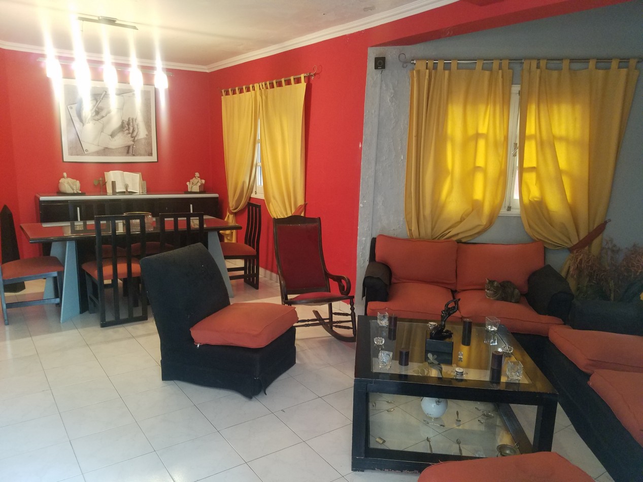 EN VENTA! CASA CON  2 TALLERES EN B° EL TRIBUNO - IDEAL P/ PYMES !