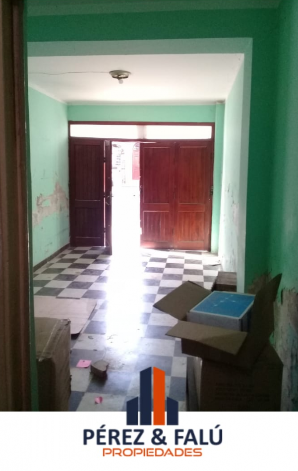 Casa a Reciclar en Leguizamon al 900