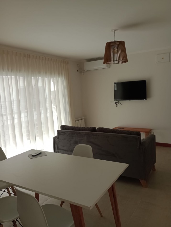 DEPARTAMENTO AMOBLADO DE CATEGORIA CERCA DE PLAZA ALVARADO