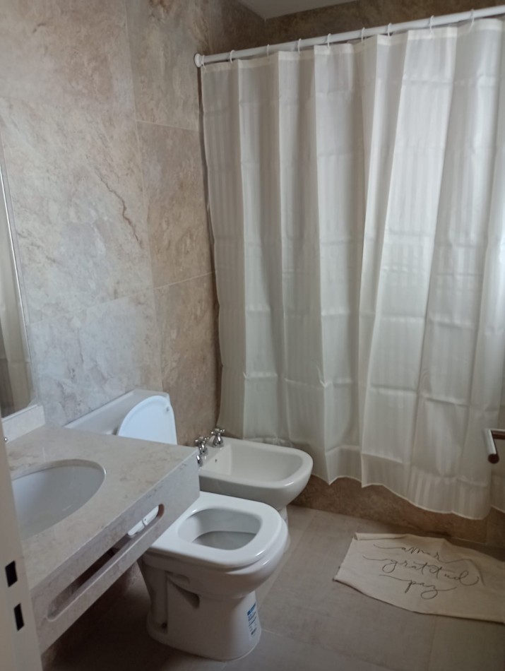 DEPARTAMENTO AMOBLADO DE CATEGORIA CERCA DE PLAZA ALVARADO