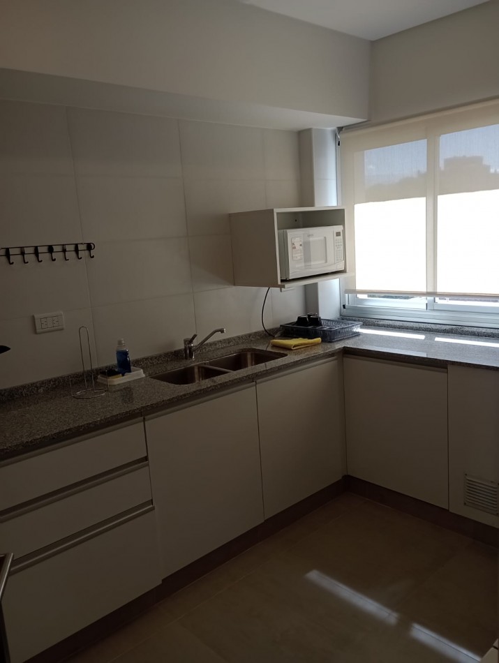 DEPARTAMENTO AMOBLADO DE CATEGORIA CERCA DE PLAZA ALVARADO
