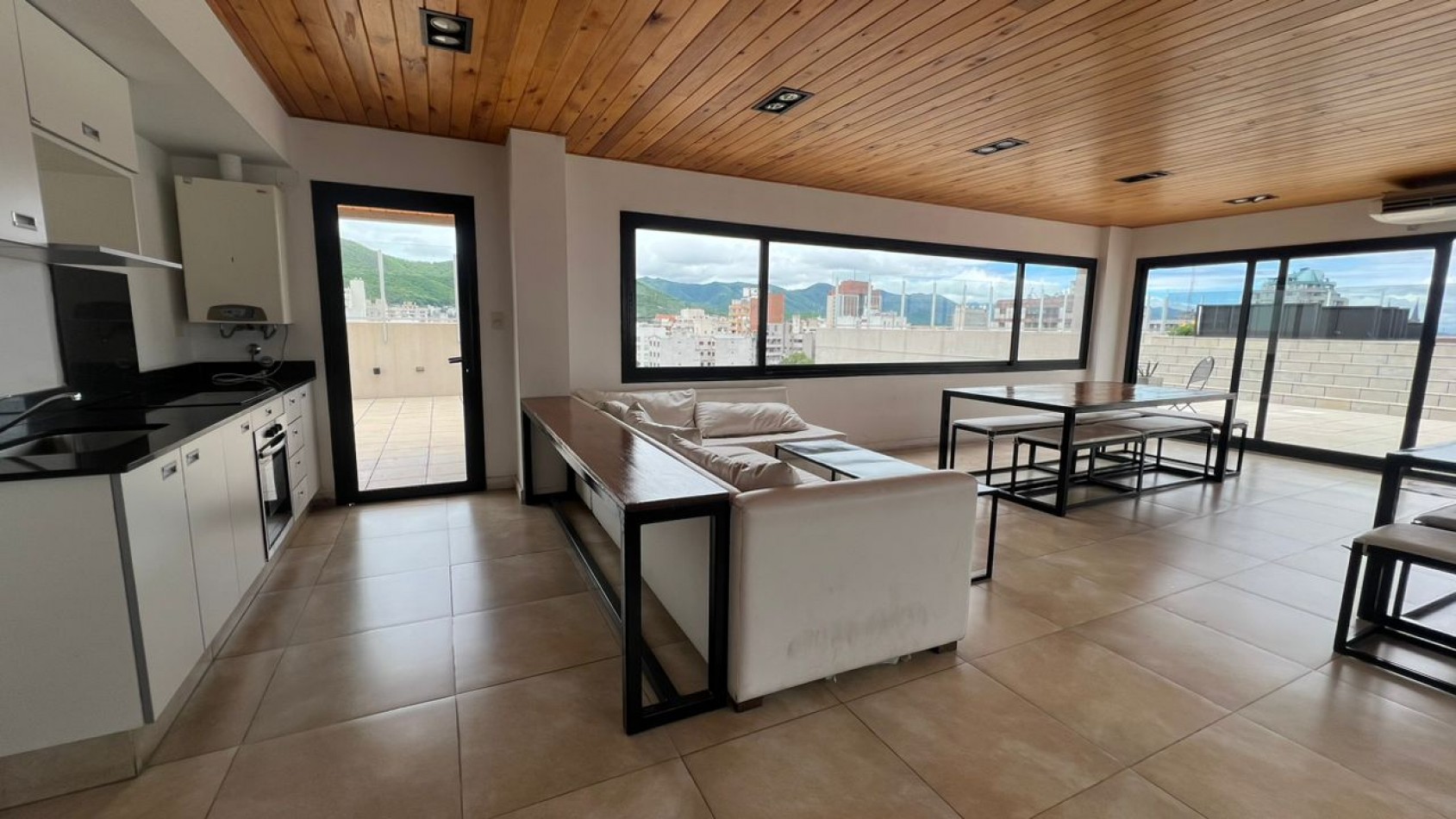 Departamento Amoblado en Alquiler 