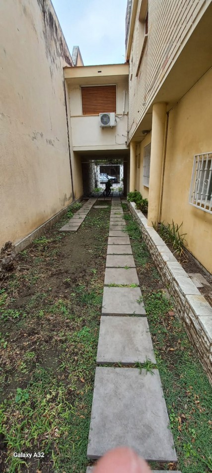 Importante Propiedad - Casa Zona Centro - Dean Funes 400