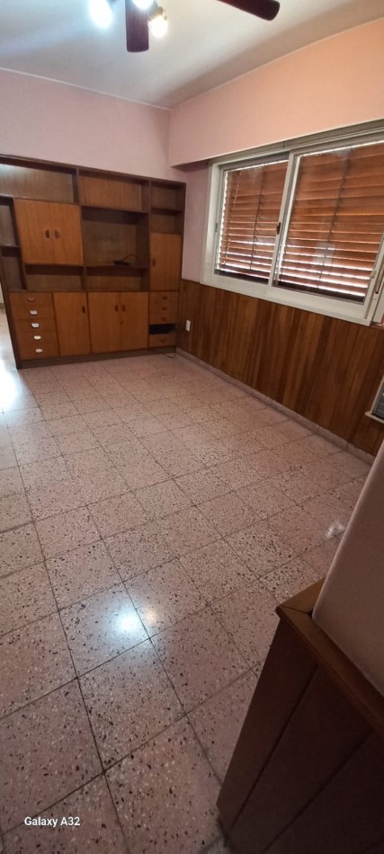 Importante Propiedad - Casa Zona Centro - Dean Funes 400