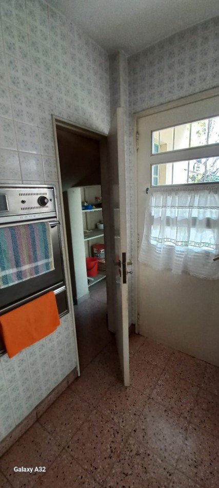 Importante Propiedad - Casa Zona Centro - Dean Funes 400