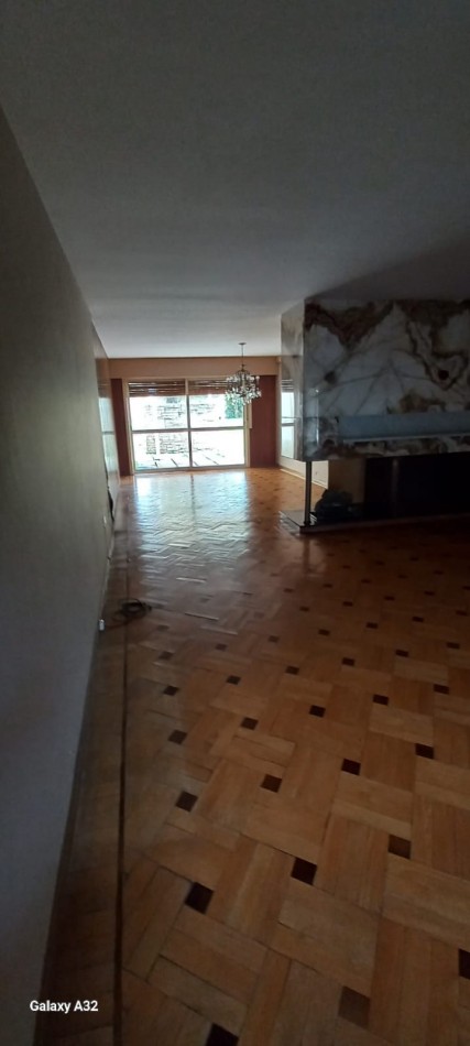 Importante Propiedad - Casa Zona Centro - Dean Funes 400