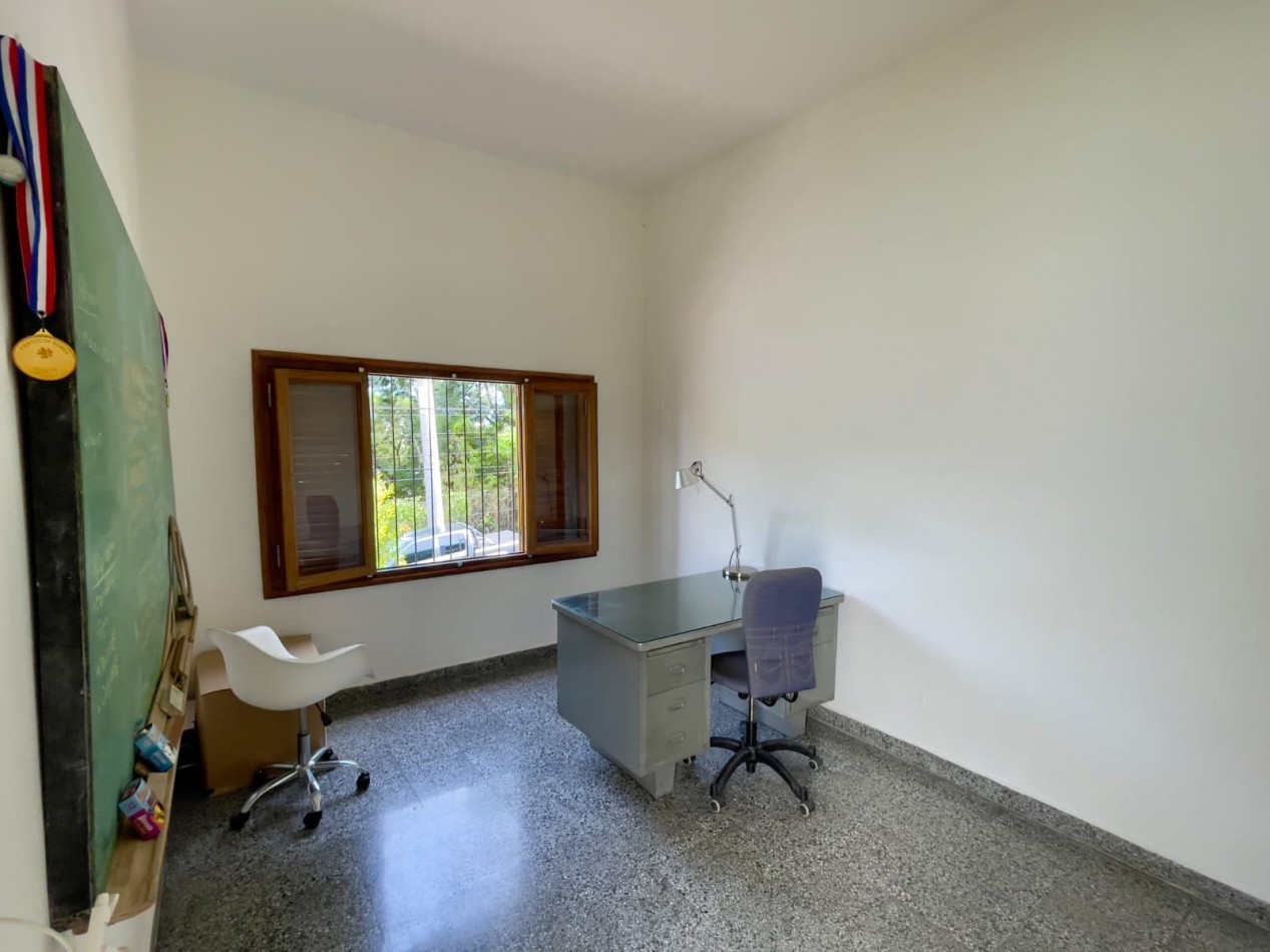IMPORTANTE CASA ZONA CERRO SAN BERNARDO