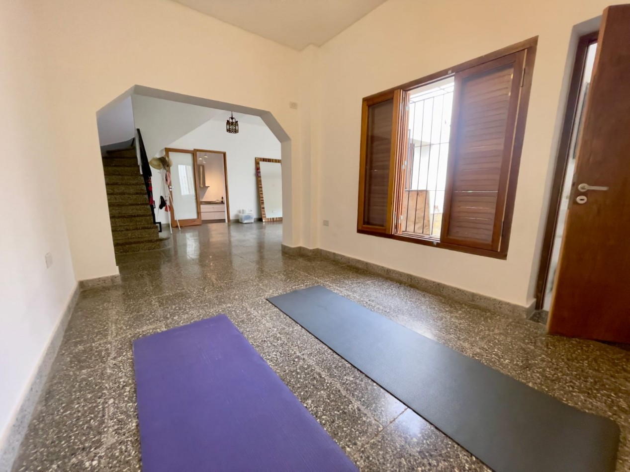IMPORTANTE CASA ZONA CERRO SAN BERNARDO