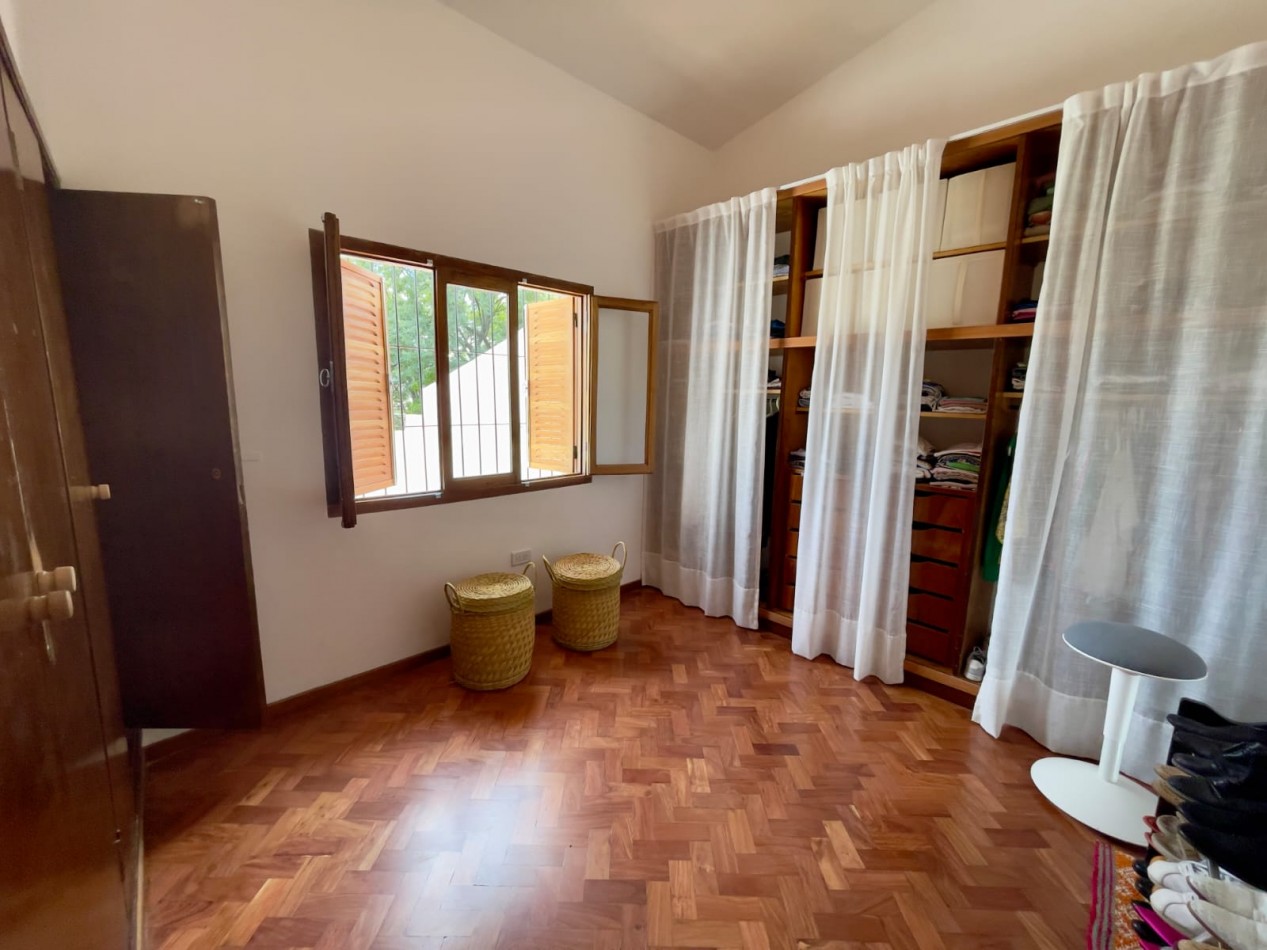 IMPORTANTE CASA ZONA CERRO SAN BERNARDO