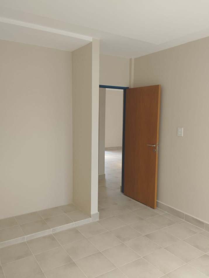 CASA A ESTRENAR EN URBANIZACION  LA JORGELINA 