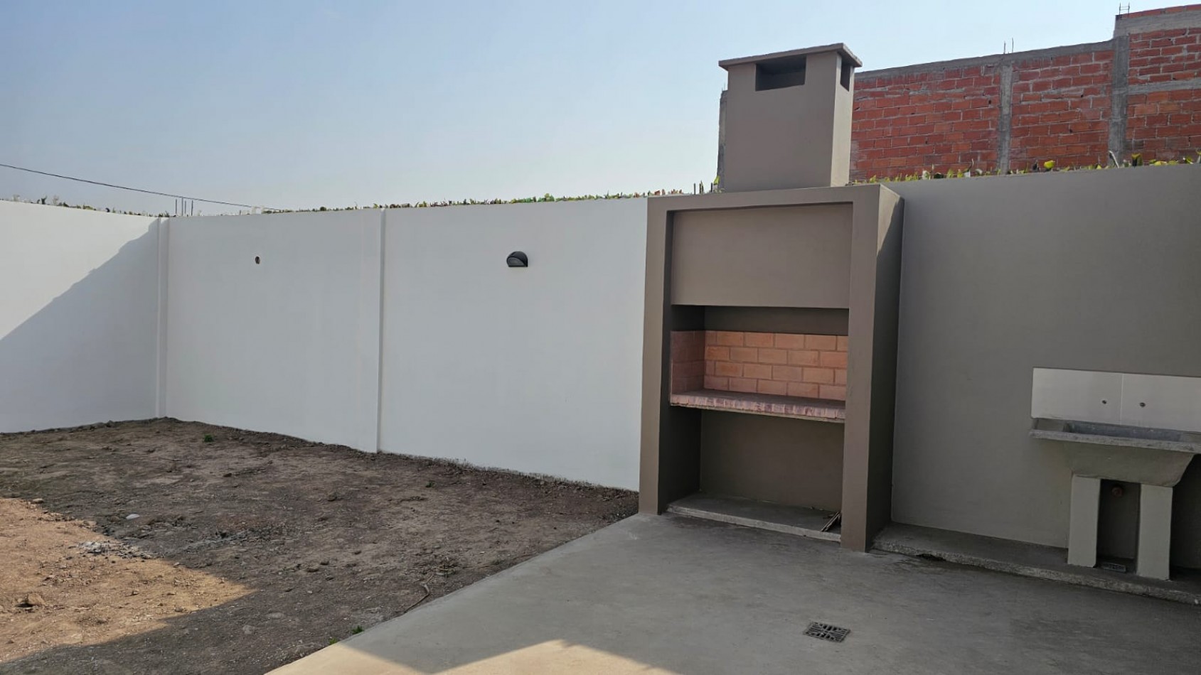 CASA A ESTRENAR EN URBANIZACION  LA JORGELINA 