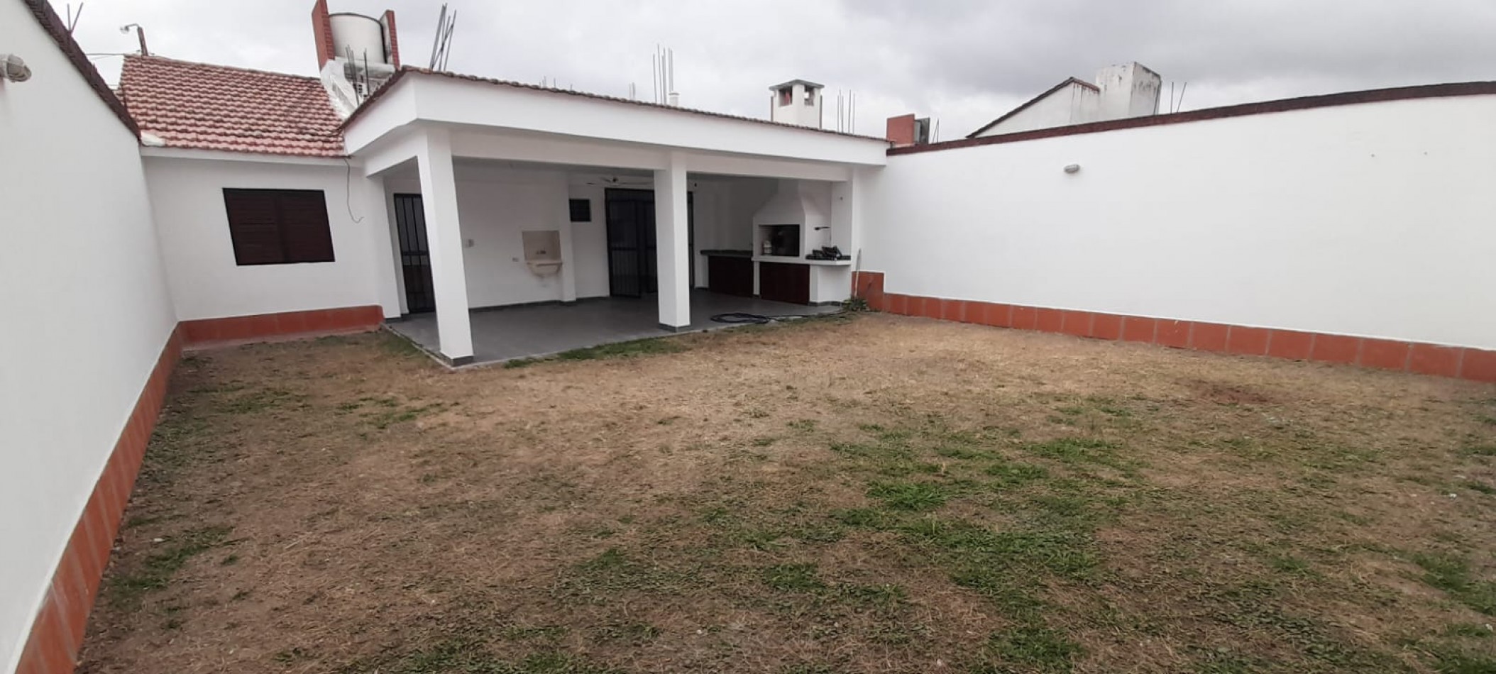 Casa en alquiler en B° San Carlos