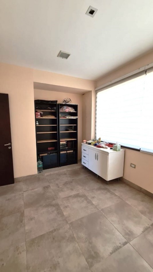 CASA EN ALQUILER - BARRIO PRIVADO LOS OLMOS (Cerrillos)