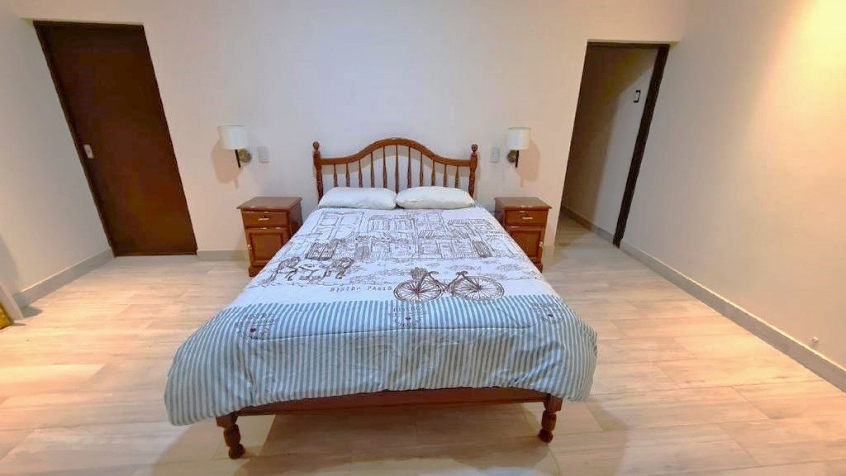 CASA EN ALQUILER - BARRIO PRIVADO LOS OLMOS (Cerrillos)