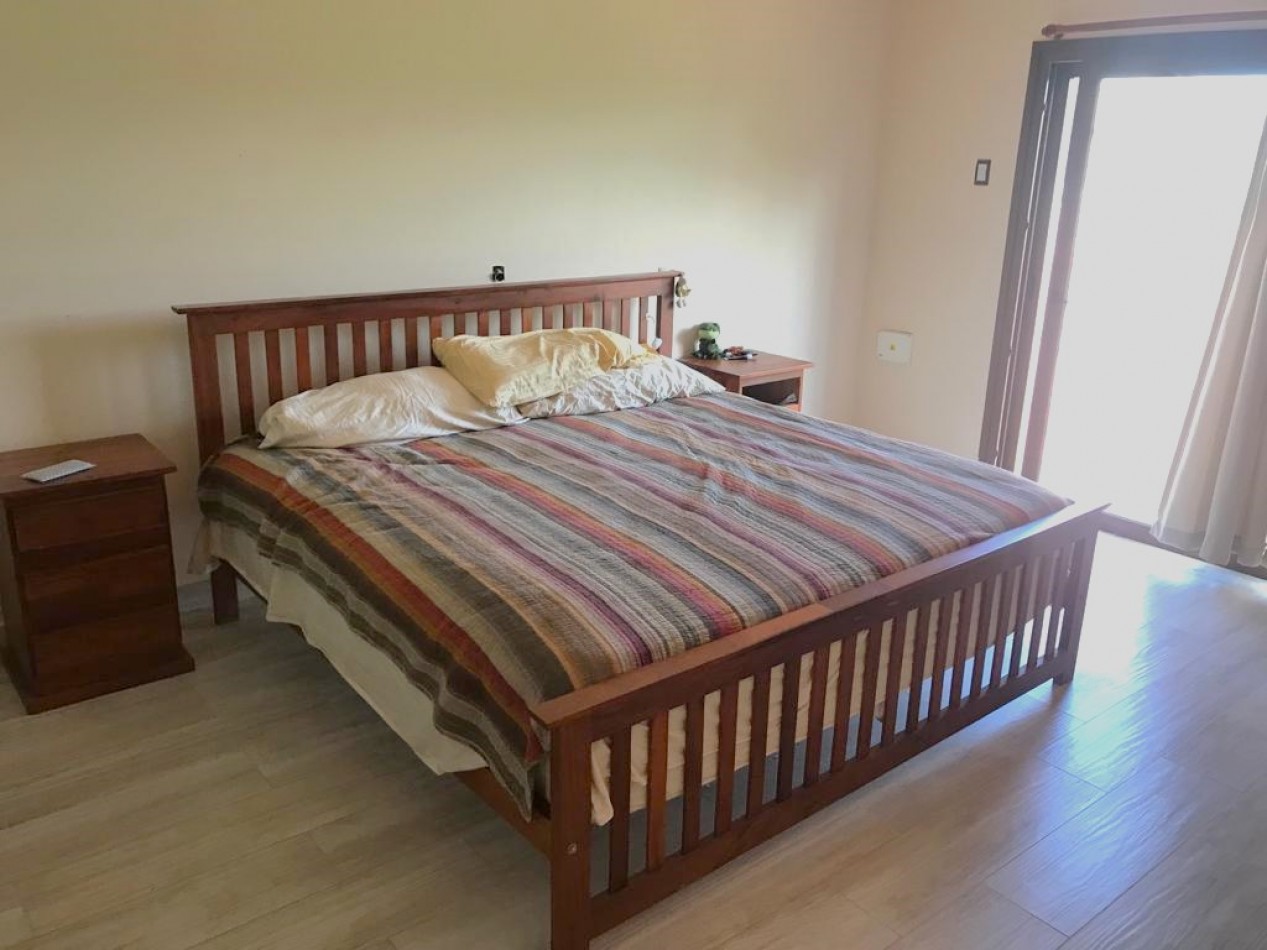 CASA EN ALQUILER - BARRIO PRIVADO LOS OLMOS (Cerrillos)