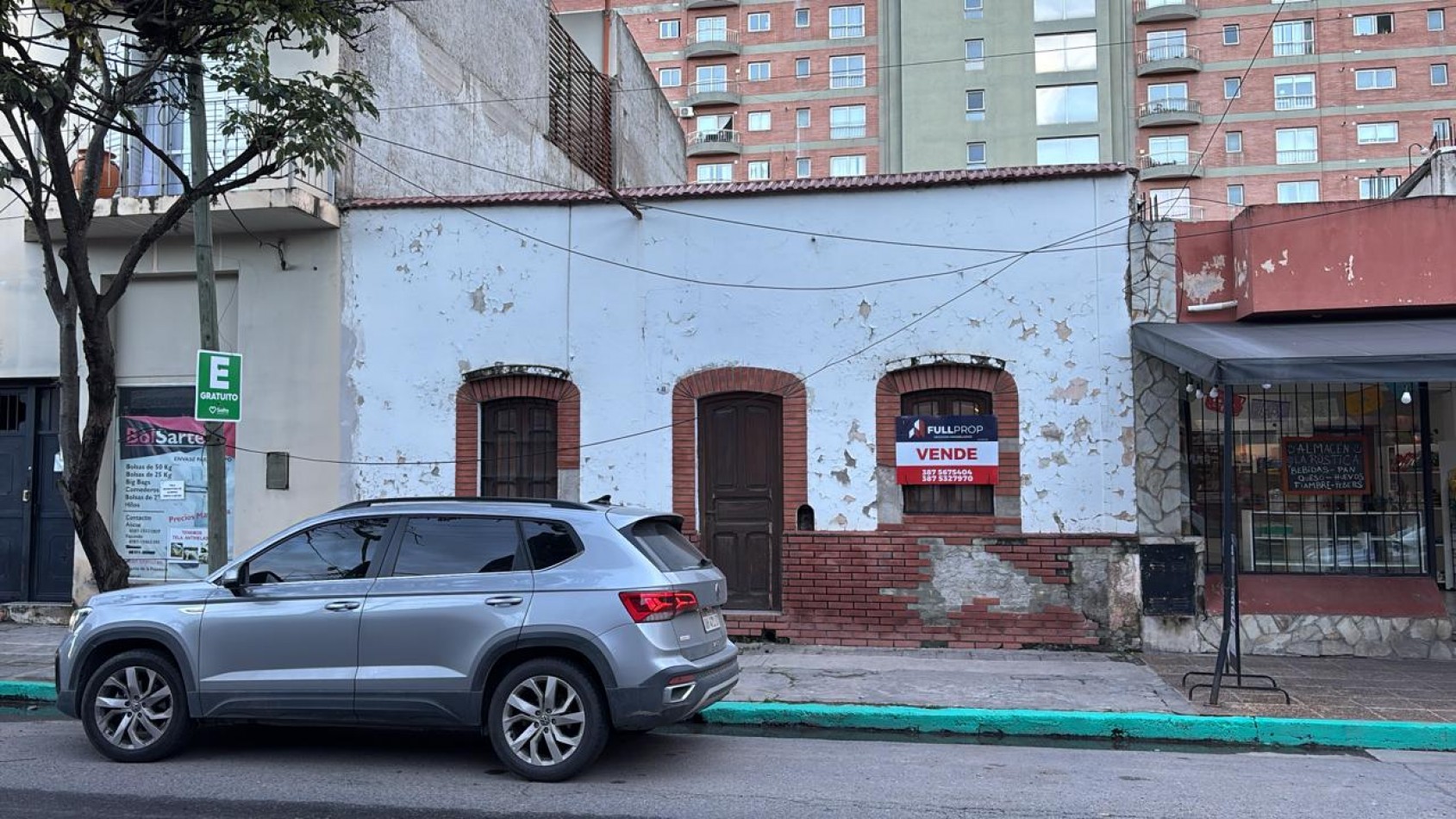 OPORTUNIDAD MACROCENTRO: Lote Estrategico en Calle Republica de Siria 81