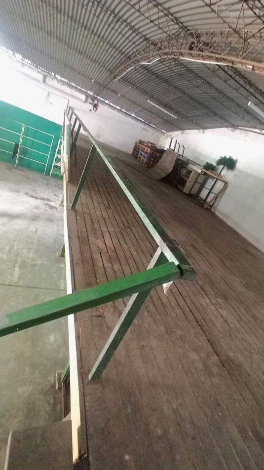 ALQUILER GALPON / LOCAL COMERCIAL - ZONA SAN MARTIN AL 1200