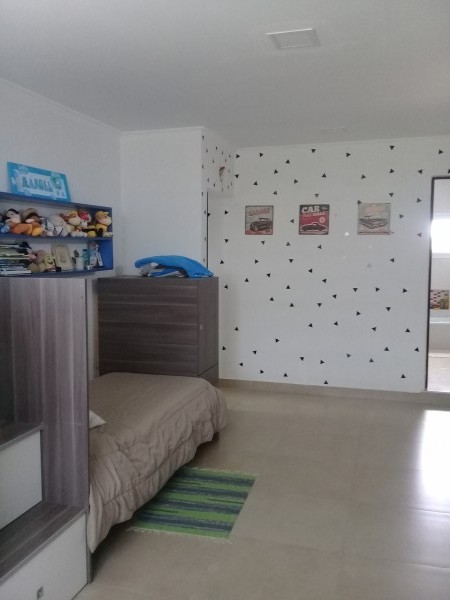 Espectacular Casa en Huaico
