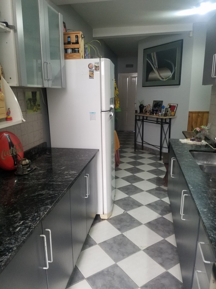 EN VENTA! CASA CON  2 TALLERES EN B° EL TRIBUNO - IDEAL P/ PYMES !