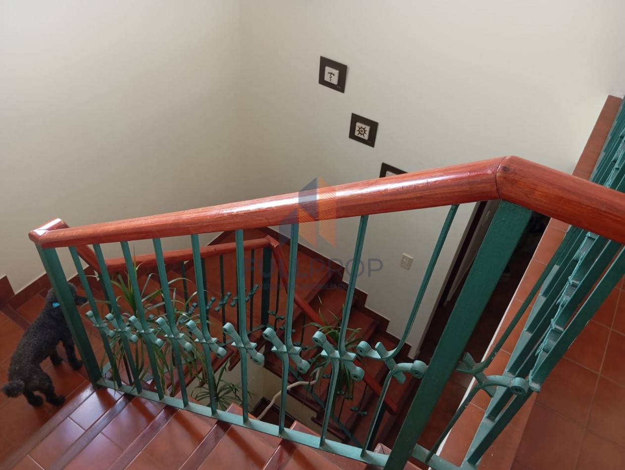 CASA EN VENTA- TRES CERRITOS