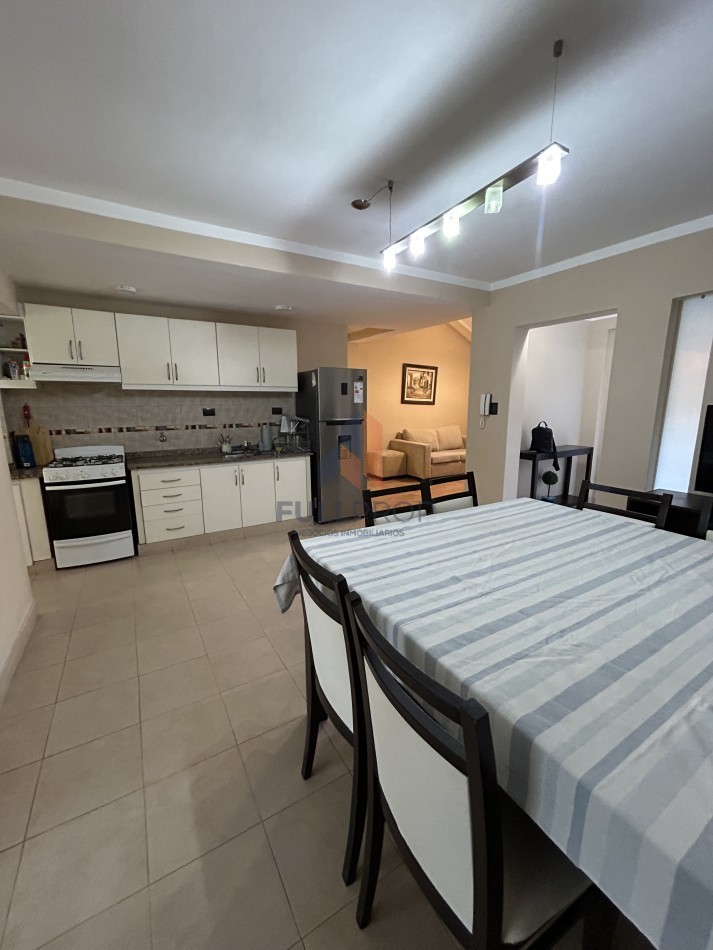 Casa 4 dormitorios B°  El Huaico