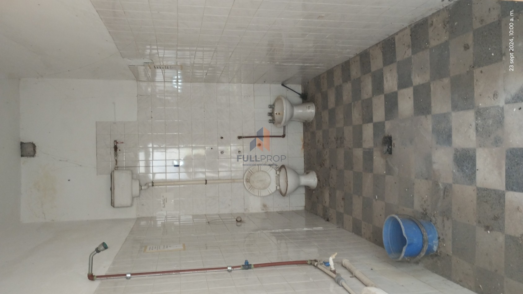 CASA EN VENTA A RECICLAR -GUEMES Y SANTIAGO DEL ESTERO- 