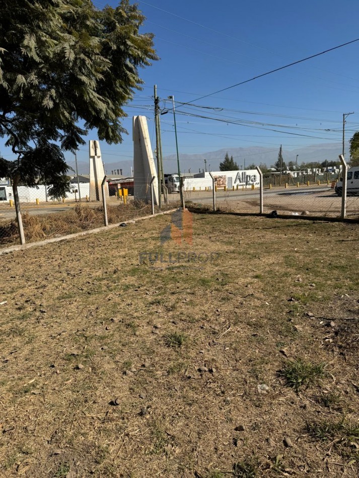 Galpon en alquiler en Parque Industrial