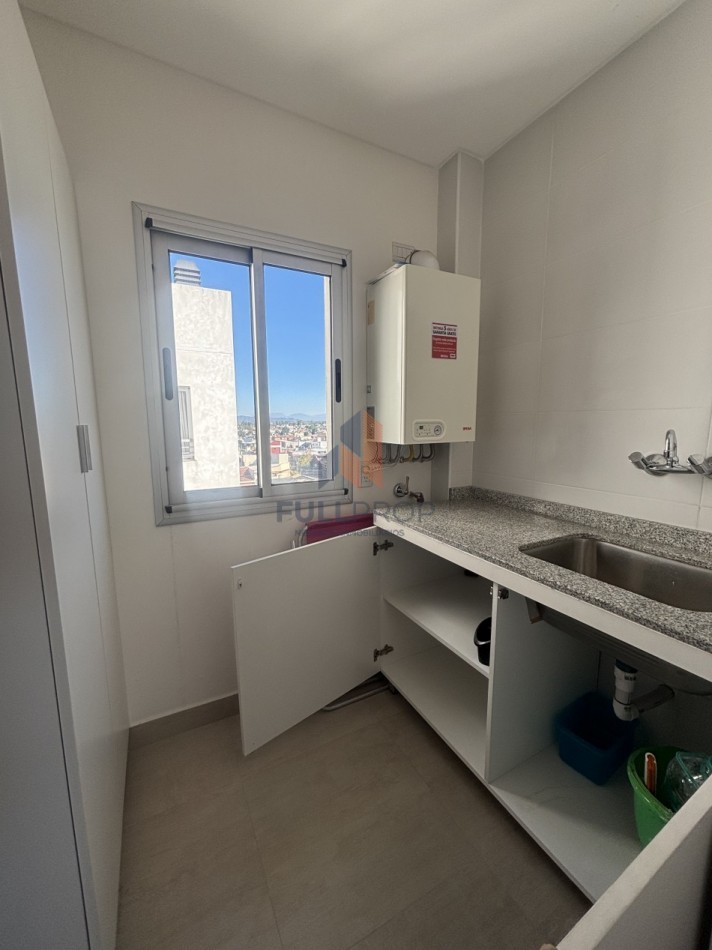 Departamento amoblado en alquiler zona Plaza Alvarado