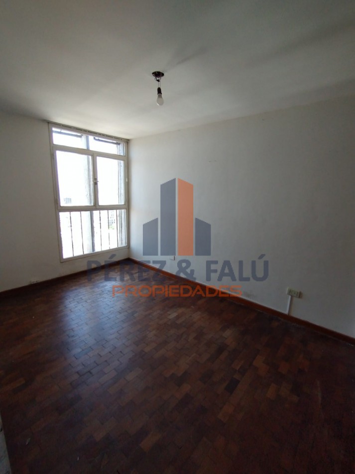 Dpto en Alquiler en Monoblock Salta 