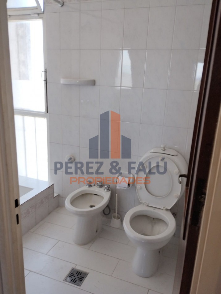Dpto en Alquiler en Monoblock Salta 