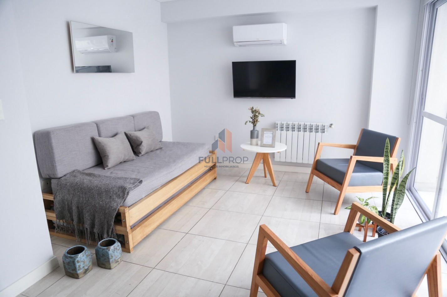 Departamento Amoblado en Dean Funes al 800