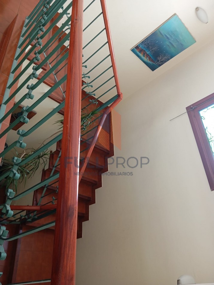 CASA EN VENTA- TRES CERRITOS