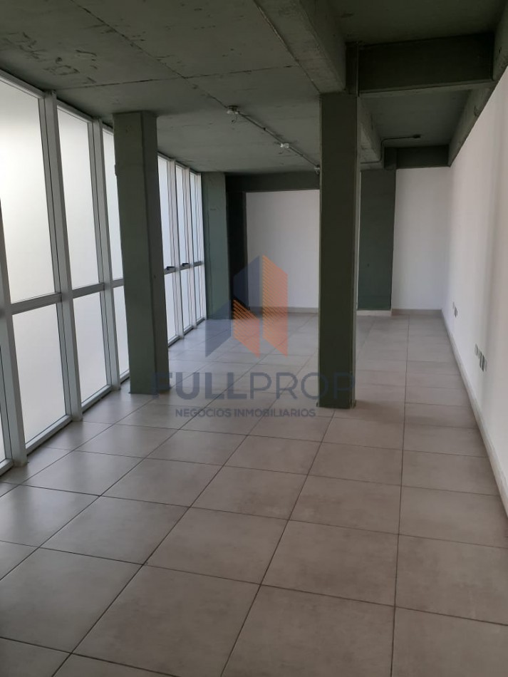Local comercial en alquiler