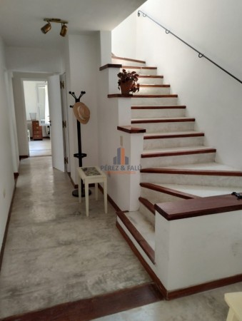 Casa en Alquiler Amoblada en San Lorenzo
