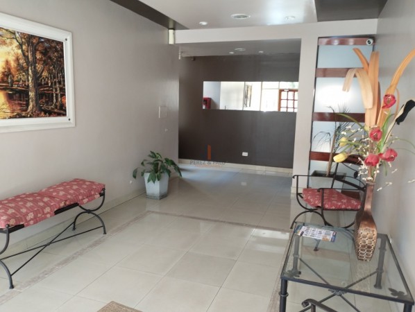 Departamento en Alquiler sobre Alsina 1043